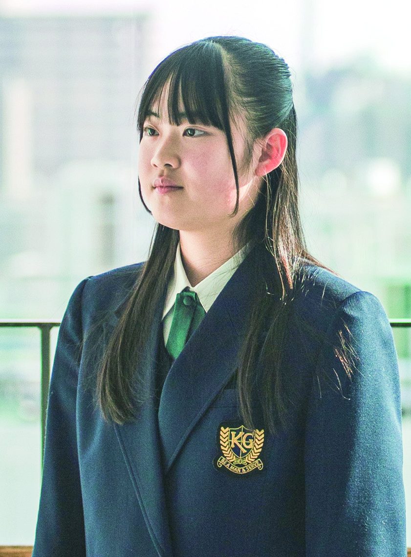 探究学習に取り組む生徒